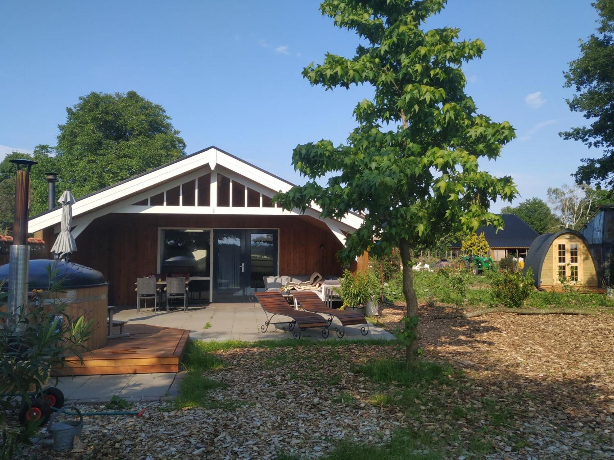 Chalet "Het Biggetje" Hottub - Sauna Volkel Exterior photo